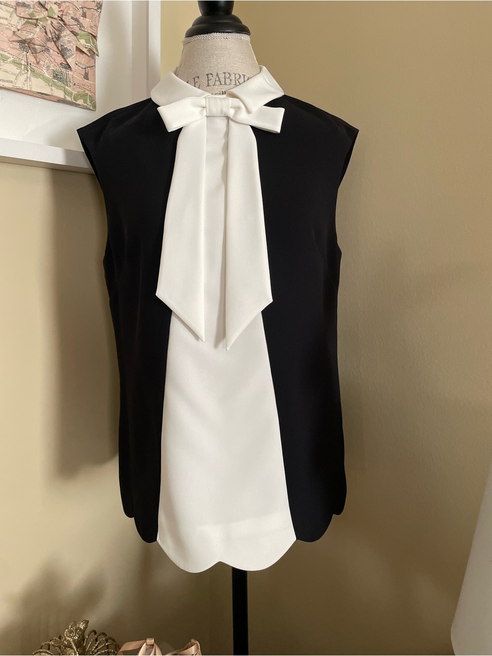 Ted Baker Black & White Bow-Front Sleeveless Blouse